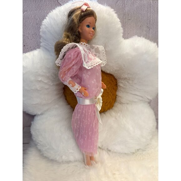 Barbie The Heart Family Mom 1984 Mattel Original Dress / Ring 9078 (SKU: 328TO) - Picture 7 of 16